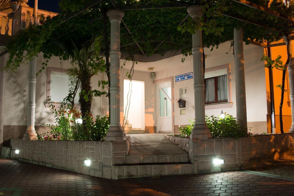 Villa Palma Guesthouse Mostar Bagian luar foto
