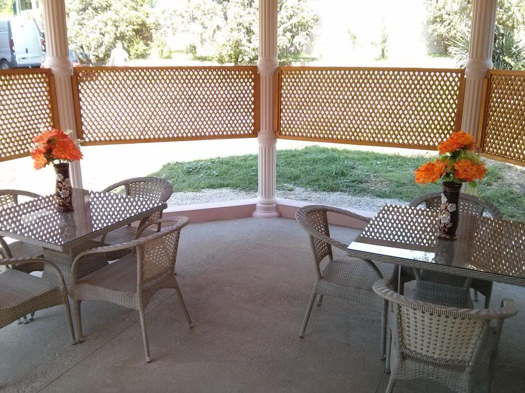 Villa Palma Guesthouse Mostar Bagian luar foto